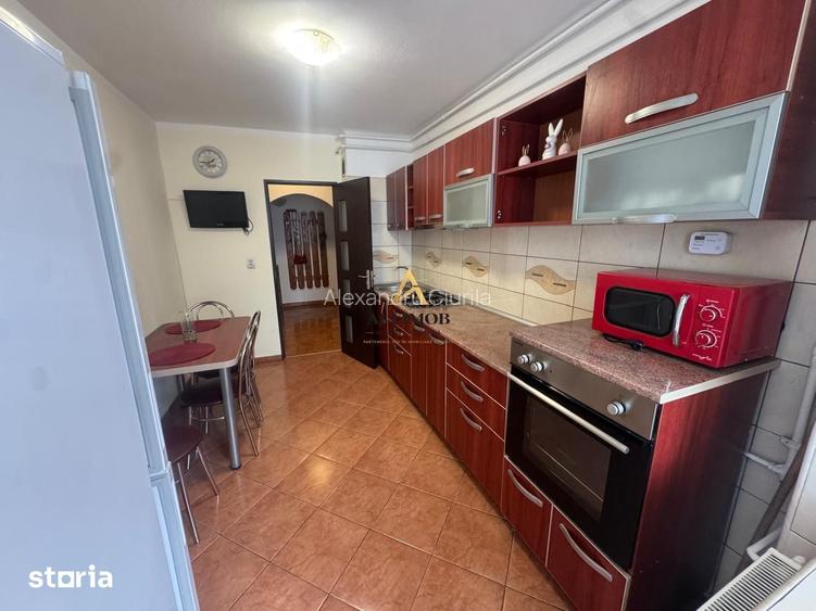 Apartament 3 camere de inchiriat Malul Rosu, Ploiesti