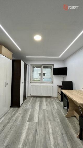 Casă individuală cu 4 camere cu Canalizare în Elisabetin