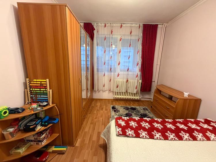 Apartament cu 2 camere semidecomandat în Titan