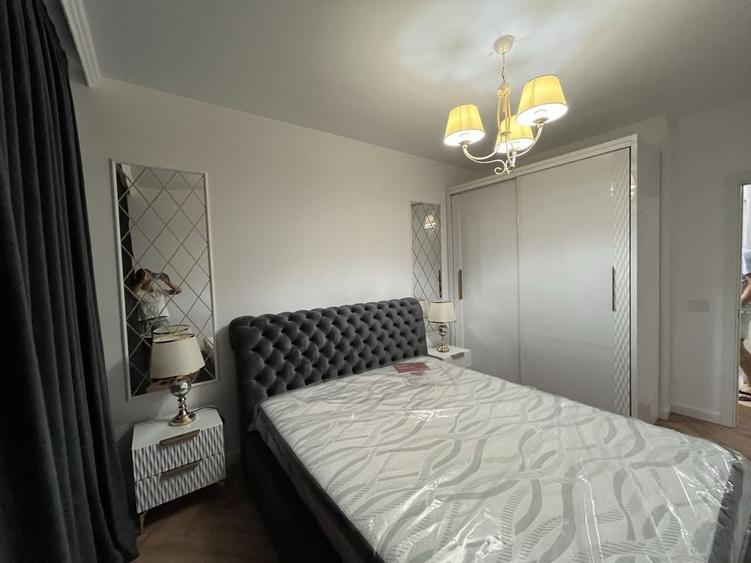 Apartament cu 2 camere decomandat în Exterior Vest