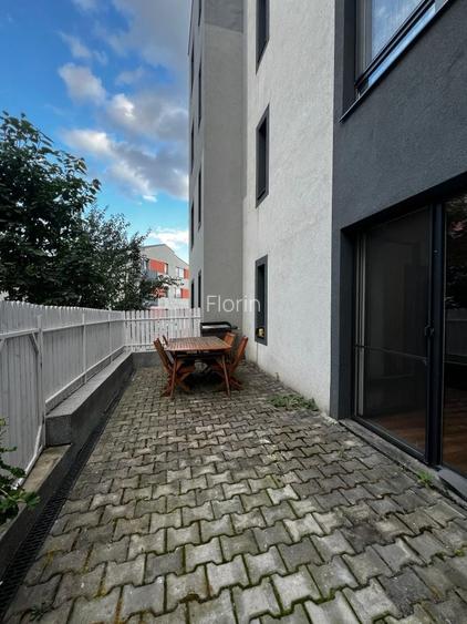 De inchiriat: Apartament cu 3 camere, curte, terasa si parcare Donat Park (Pet-Friendly)