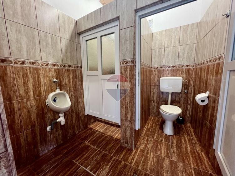 Spațiu comercial, de 60 mp, în Calea Poplăcii