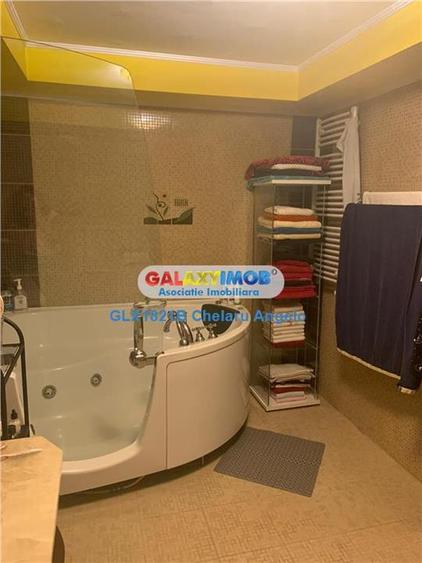 Apartament cu 5 camere decomandat, mobilat în Central