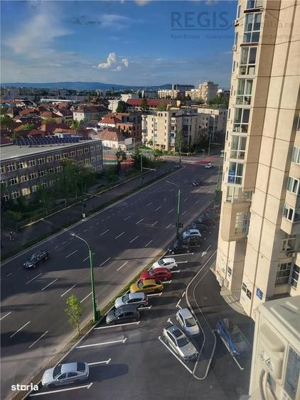 Spațiu comercial, de 27 mp, în Centrul Civic