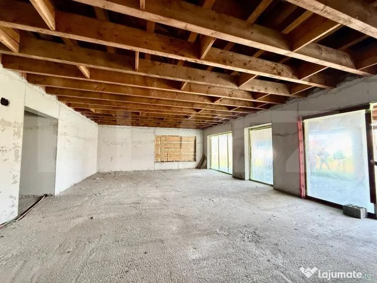 Casă cu 3 camere cu Teren 743 Mp în Ciugud
