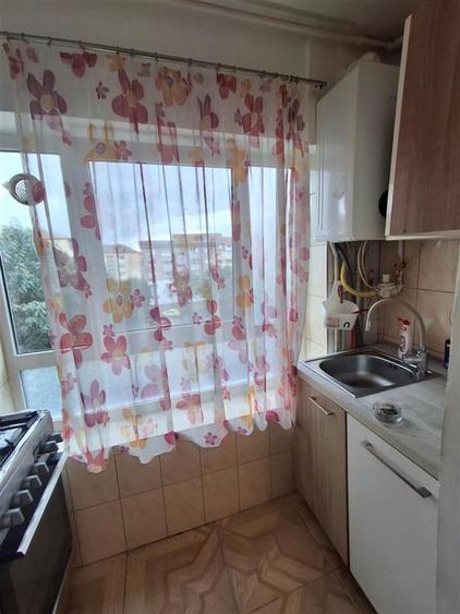 Apartament 2 camere decomandat balcon pivnita zona Terezian - 5