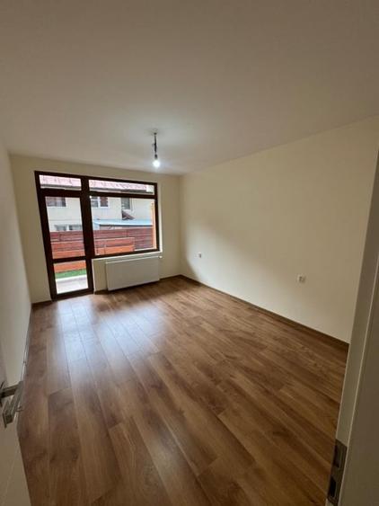 Apartament cu 3 camere decomandat în Valea Alba