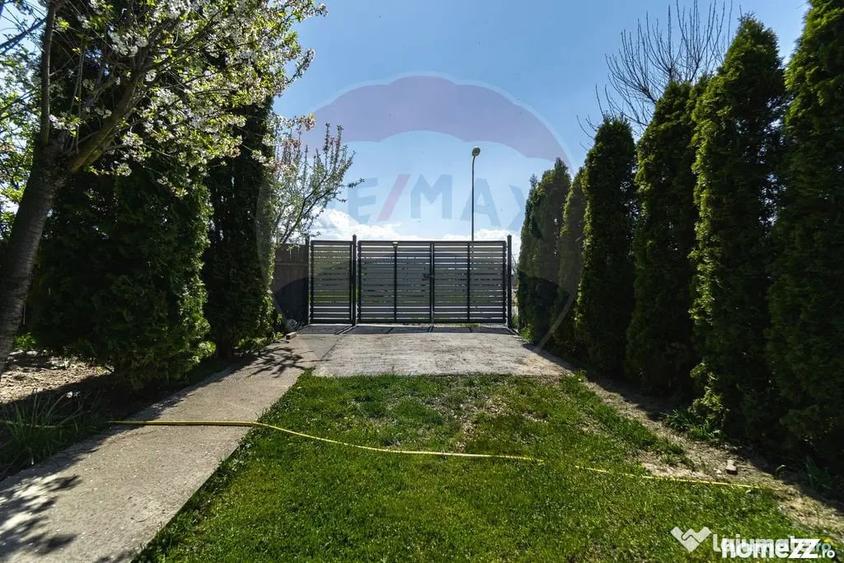 Casă cu 4 camere cu Teren 589 Mp în Feldioara