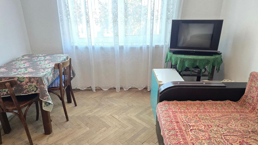 Garsonieră decomandată în Dacia