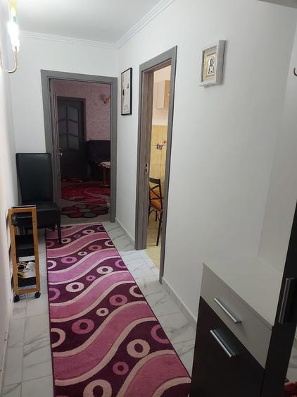 Apartament cu 2 camere decomandat în Mărăței