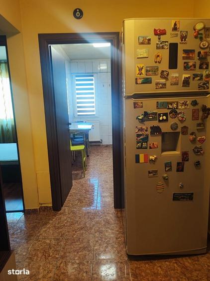 Apartament cu 4 camere în Drumul Taberei