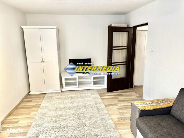Apartament cu 2 camere decomandat, mobilat în Cetate