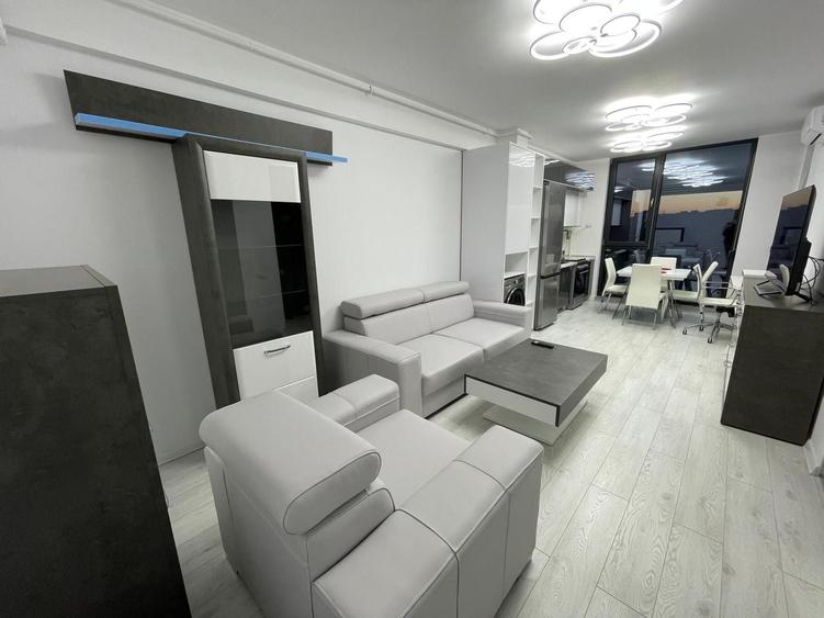 Apartament cu 2 camere semidecomandat în Politehnica