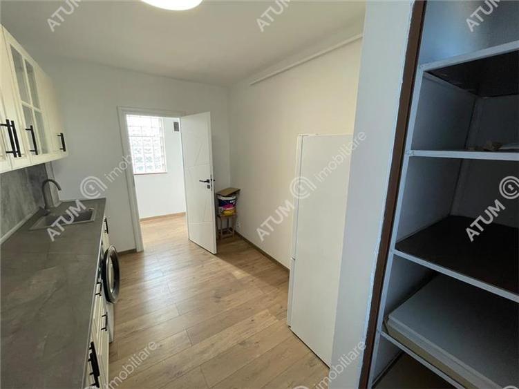 Apartament cu 2 camere decomandat, mobilat în Turnișor