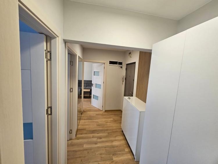 Apartament 3 camere de inchiriat | Zona Tomis 3 - 5