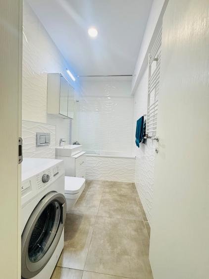 Apartament cu 2 camere decomandat în Politehnica