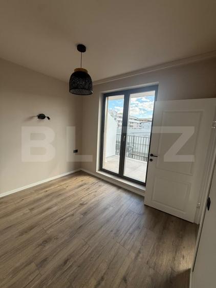 Apartament cu 2 camere semidecomandat în Florești