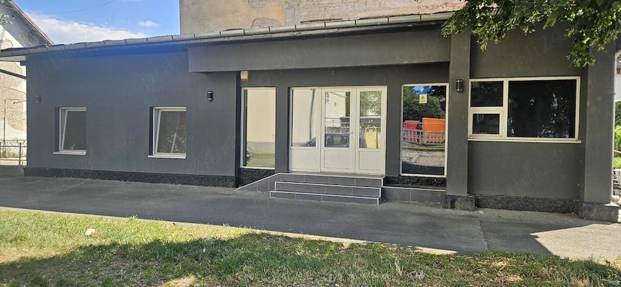 Spațiu comercial, de 90 mp, în Central