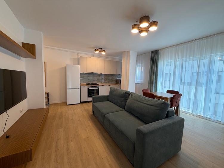 Apartament cu 2 camere semidecomandat în Florești