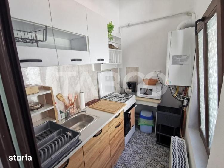 Apartament cu 2 camere nedecomandat în Lupeni