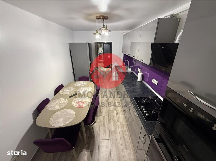 Apartament cu 3 camere decomandat în E3