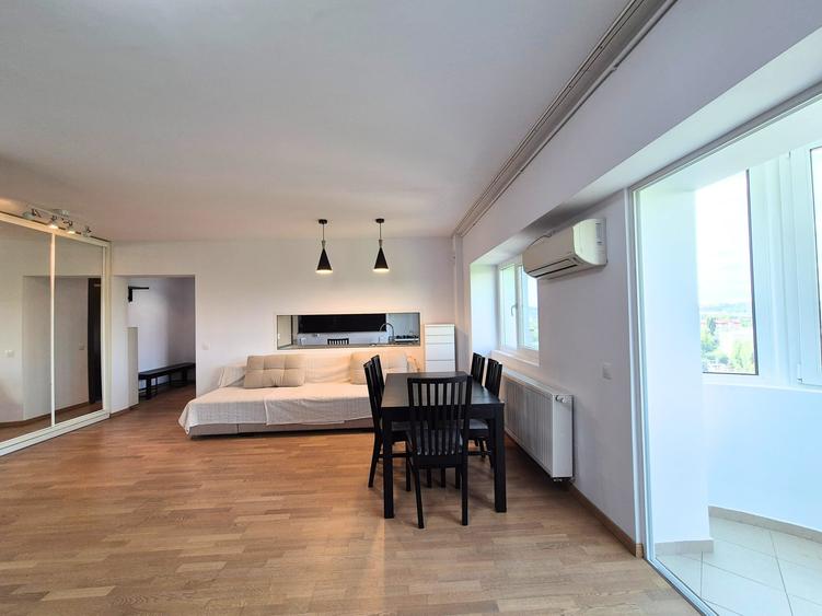 Apartament cu 3 camere decomandat în Metalurgie