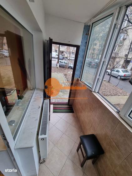 Apartament cu 4 camere decomandat în Crângași