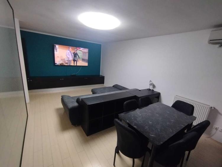 Apartament cu 2 camere decomandat în Central