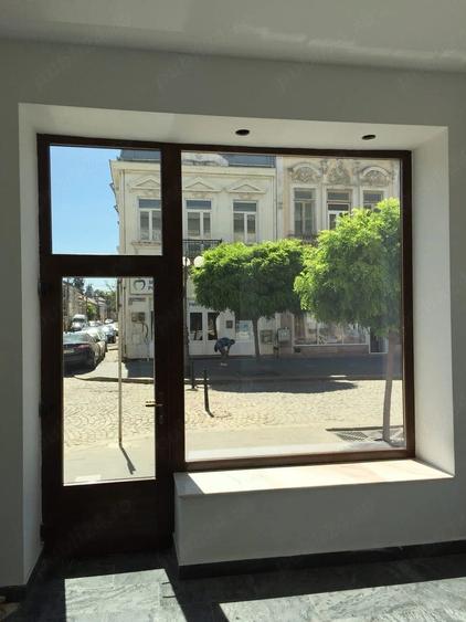 Spațiu comercial, de 36 mp, în Ultracentral