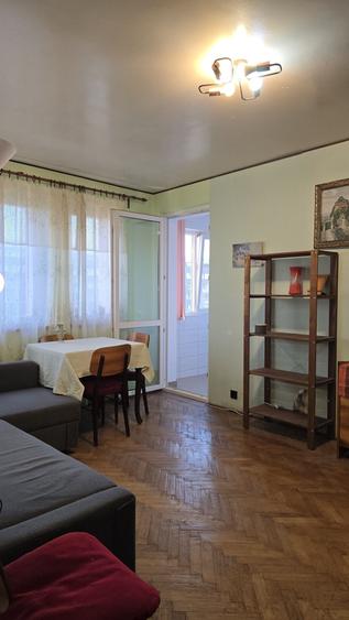 Apartament cu 2 camere semidecomandat în Militari