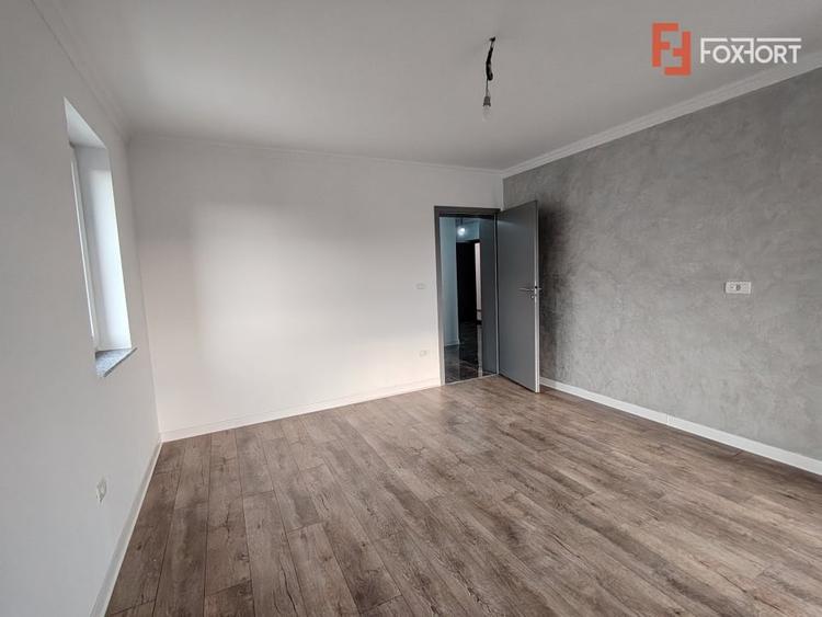 Apartament cu 3 camere decomandat în Giroc