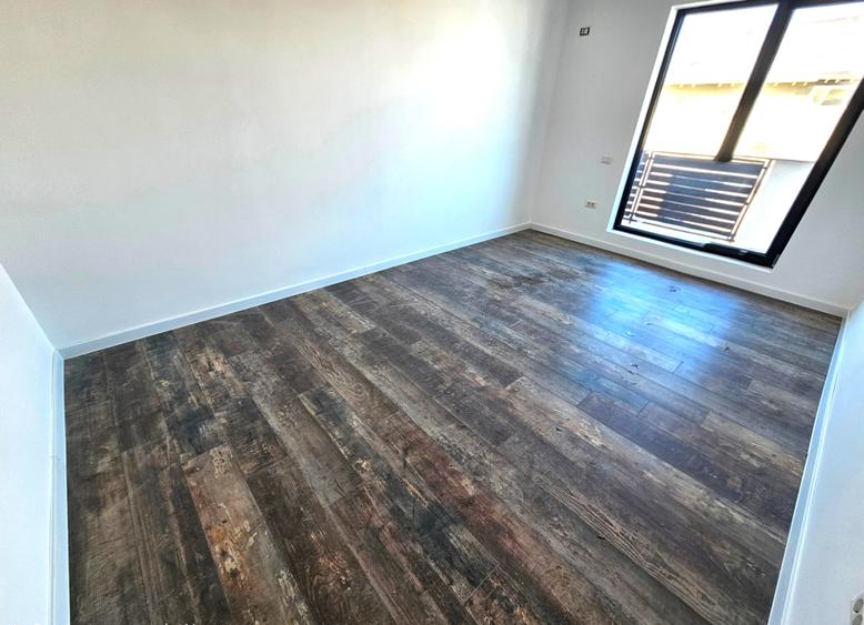 Apartament cu 2 camere decomandat în Haliu