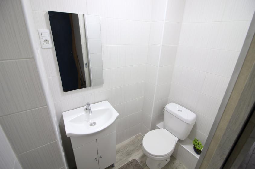 Apartament cu 3 camere decomandat în Țiglina 1