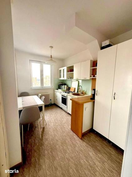 Apartament cu 2 camere decomandat în Complex Studențesc