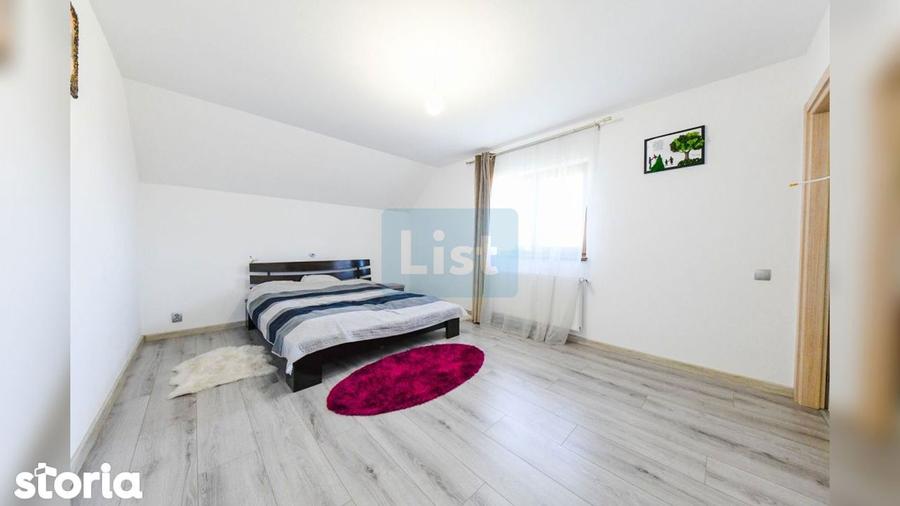 Casă cu 5 camere cu Teren 1500 Mp în Apahida
