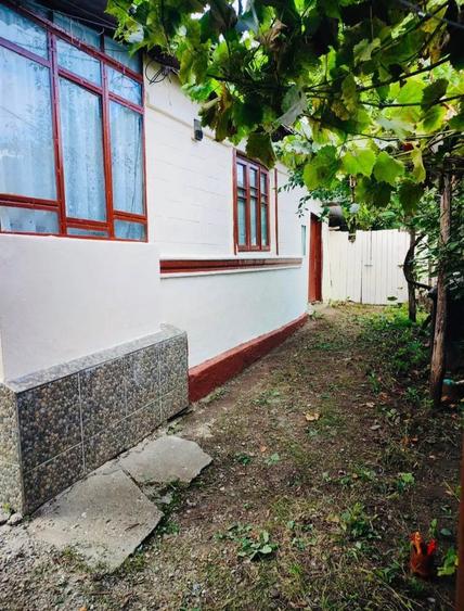 Casă cu 3 camere în Tătărăști