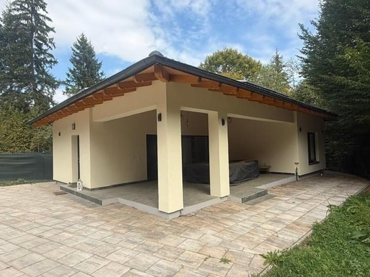 Casă individuală cu 3 camere cu Canalizare în Central