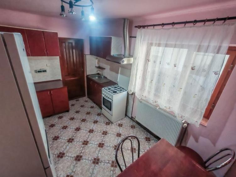 Casă cu 4 camere în Micălaca