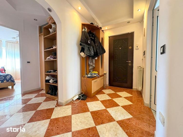 Apartament cu 3 camere decomandat în Bistrița Lac