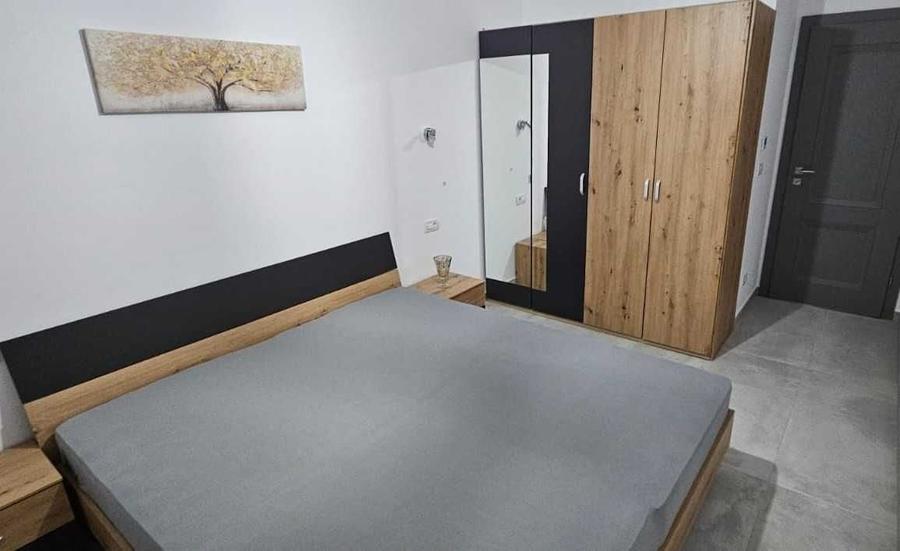 Apartament cu 2 camere decomandat în UTA