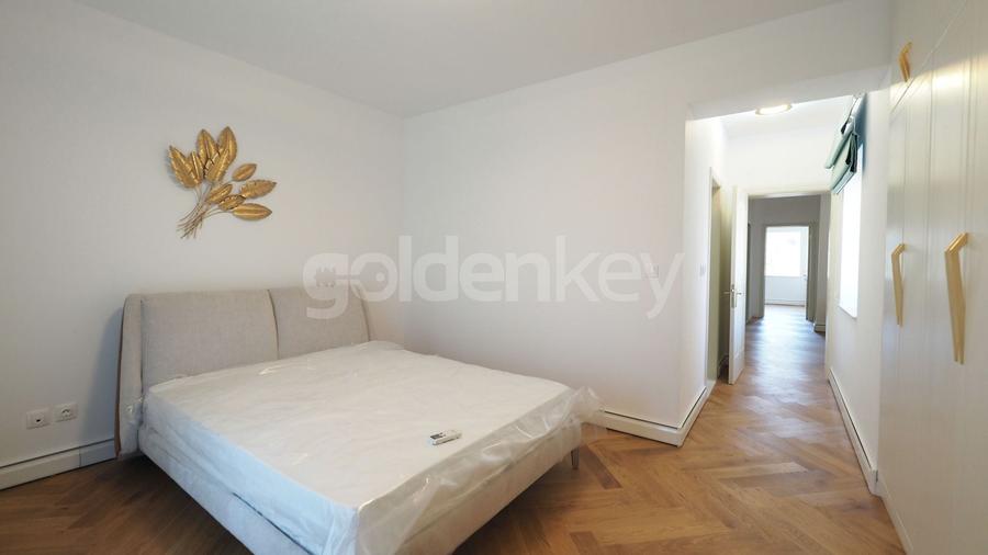 Duplex cu 4 camere cu Canalizare în Iancu Nicolae