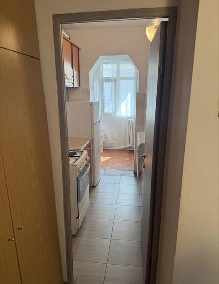 Garsonieră decomandată în Grivița