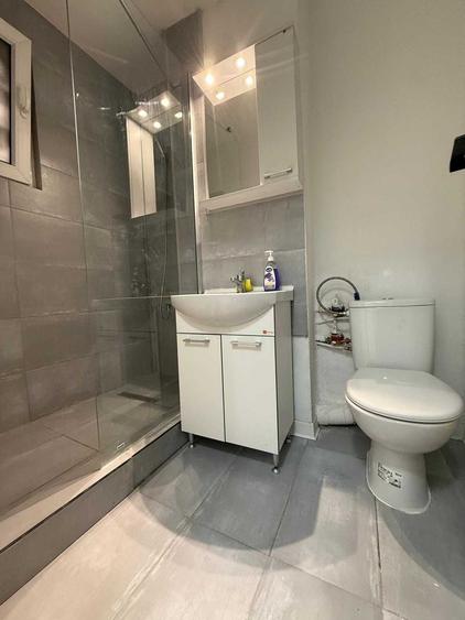 Apartament cu 3 camere decomandat în Basarabia