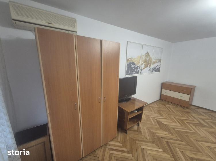 Drumul Sarii Liceul Ion Barbu 13 Septembrie garsoniera cu balcon - 19