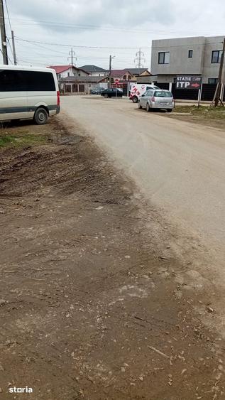 Casă cu 4 camere cu Teren 200 Mp în Central