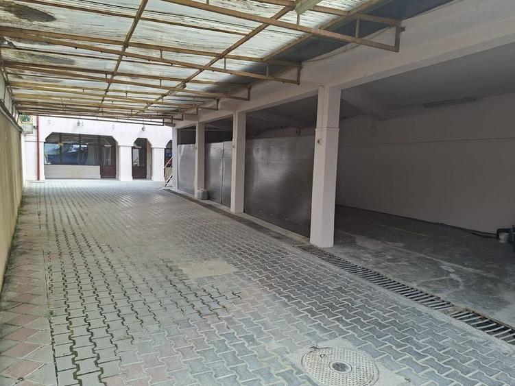 Spațiu comercial, de 410 mp, în Central