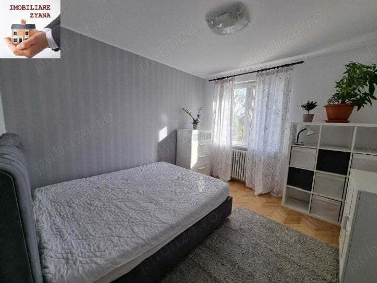 Apartament cu 3 camere semidecomandat în Ștefan cel Mare