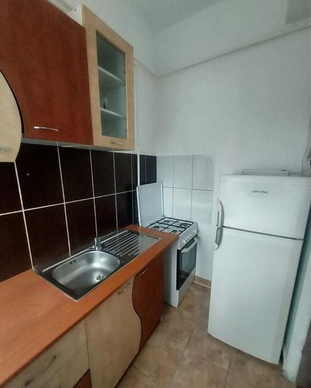 Garsonieră decomandată în Fundeni