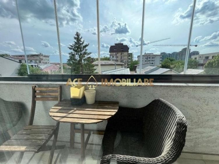Apartament cu 3 camere semidecomandat, mobilat în Mihai Bravu