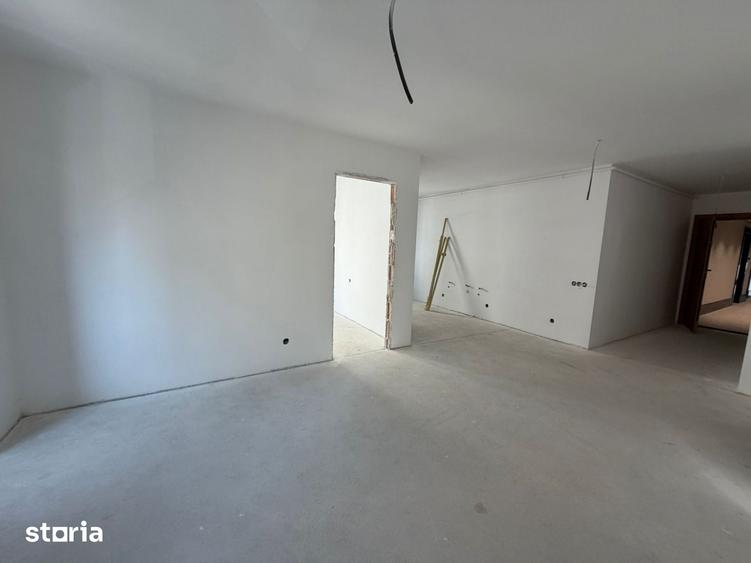 Apartament cu 3 camere în Mărăști